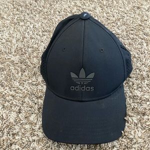ADIDAS baseball cap